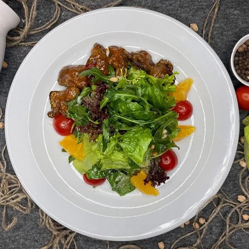 Тёплый салат с куриной печенью